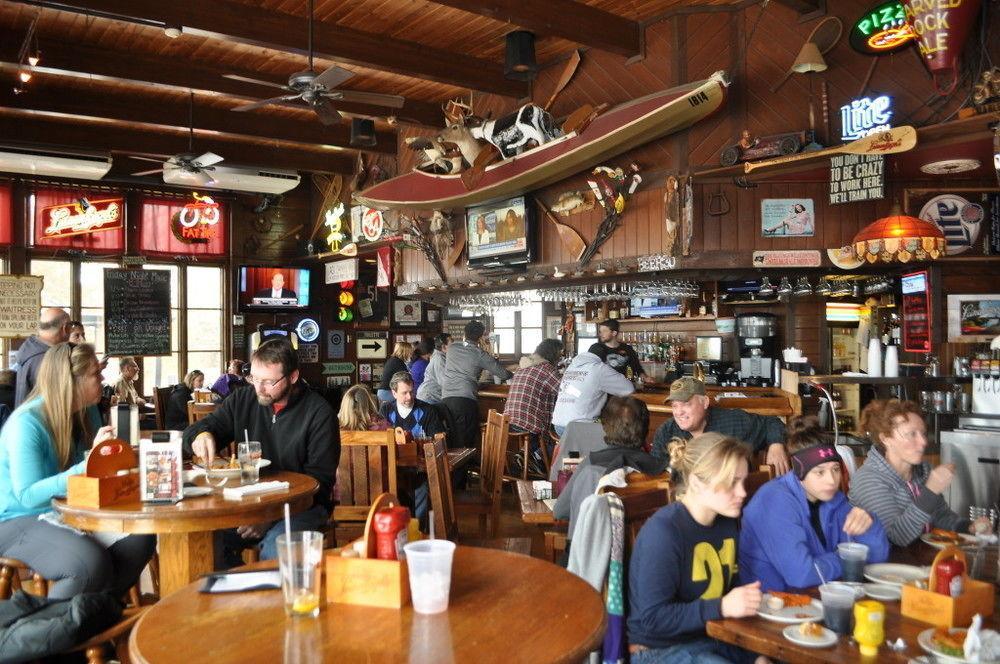 Starved Rock Lodge & Conference Center Utica 外观 照片