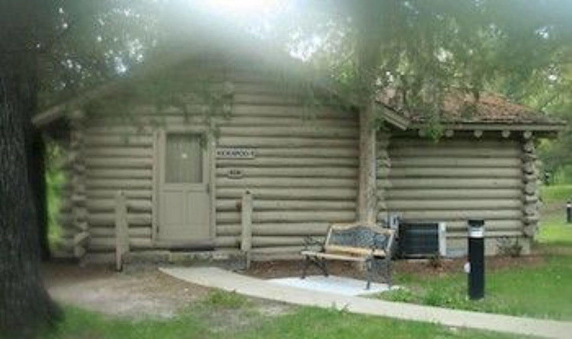 Starved Rock Lodge & Conference Center Utica 外观 照片