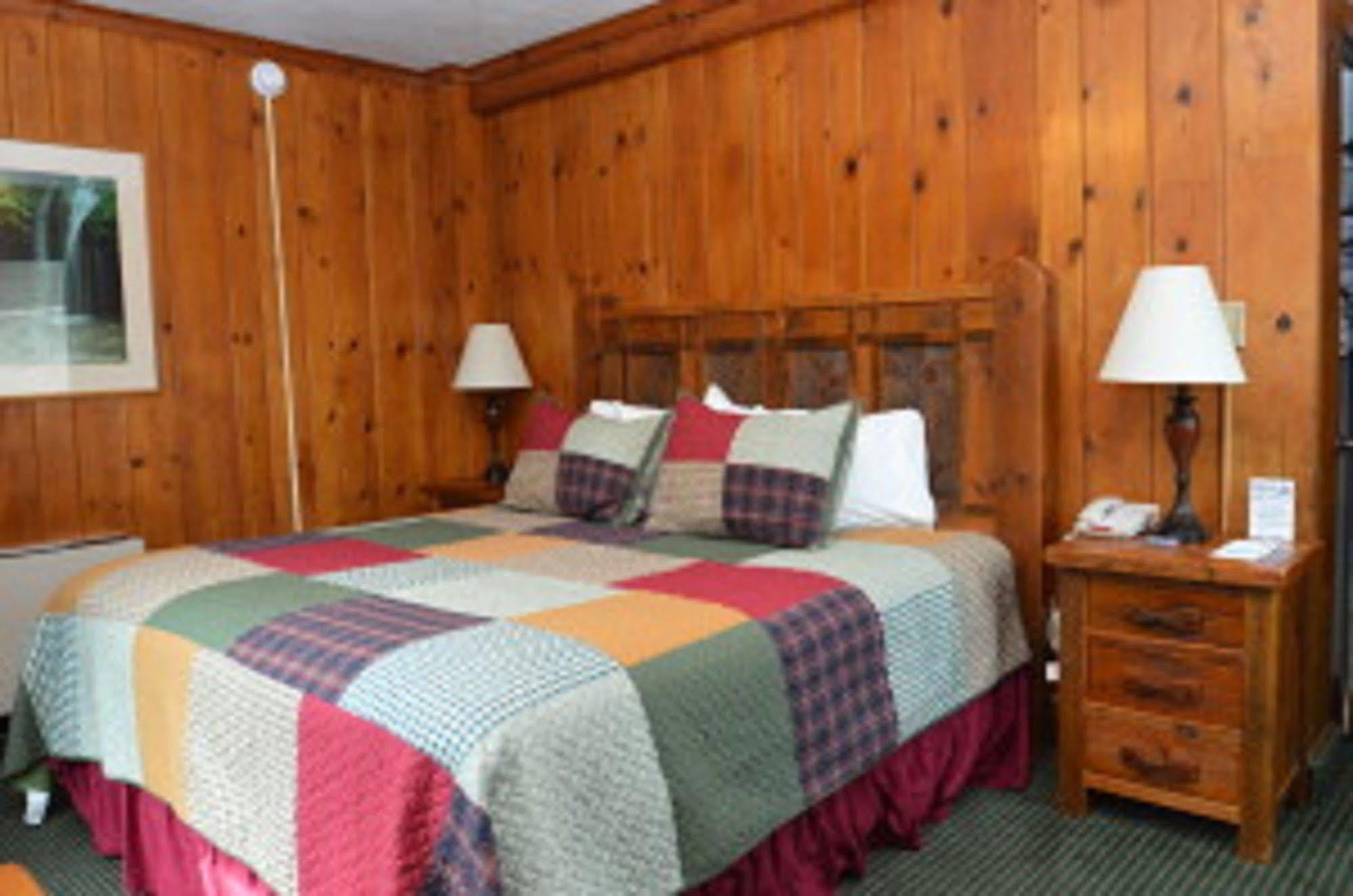 Starved Rock Lodge & Conference Center Utica 外观 照片