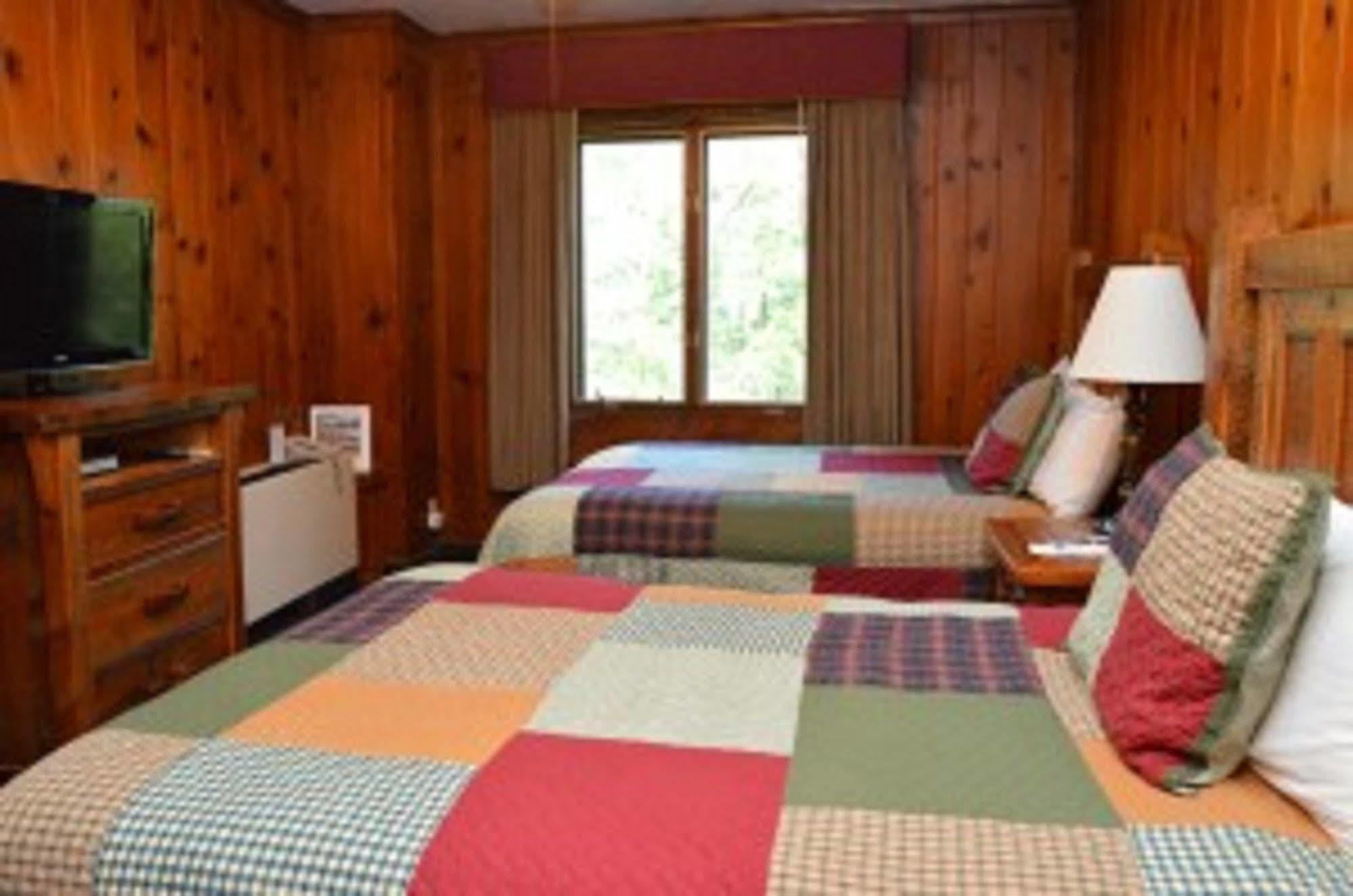 Starved Rock Lodge & Conference Center Utica 外观 照片