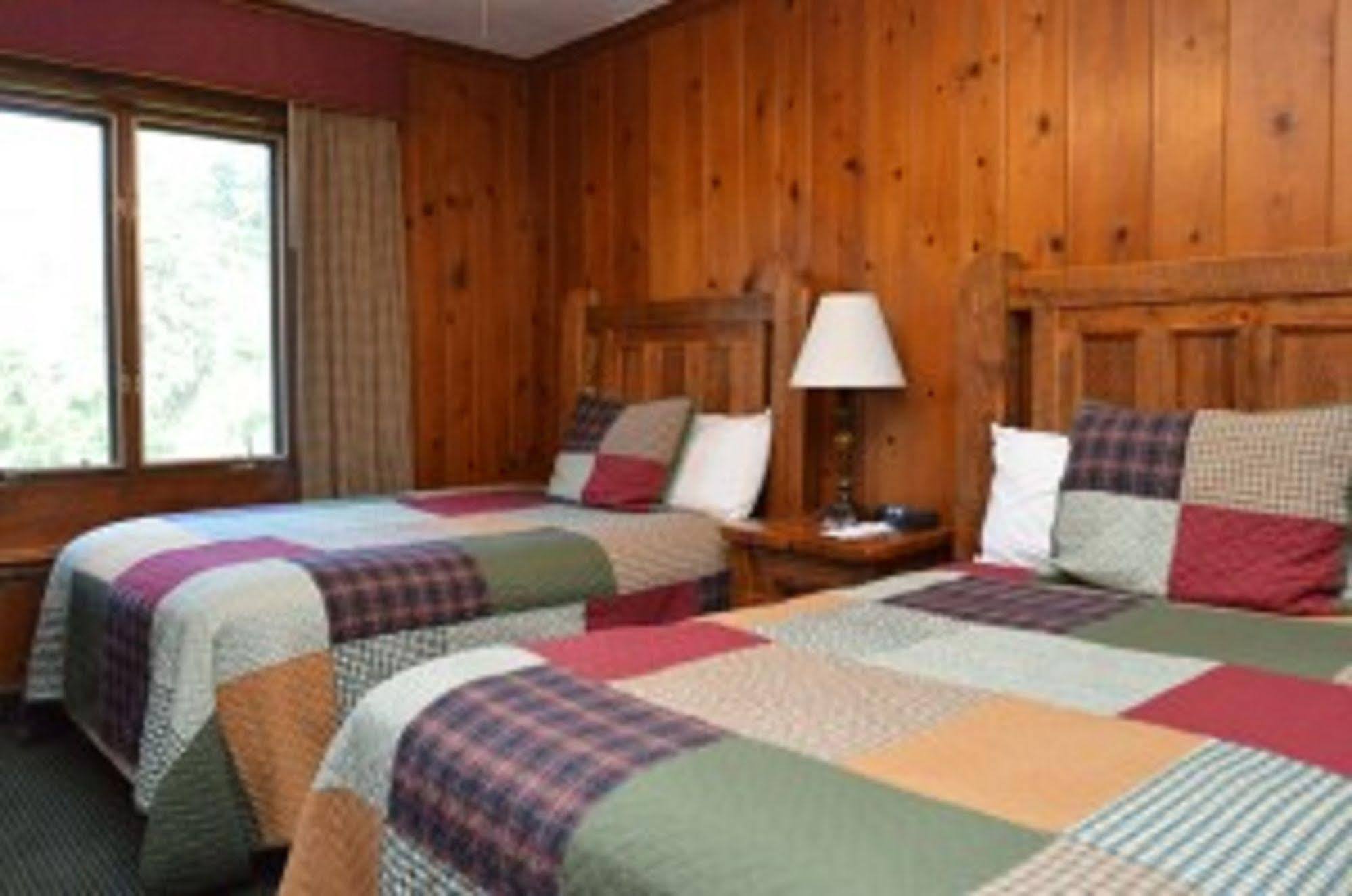 Starved Rock Lodge & Conference Center Utica 外观 照片