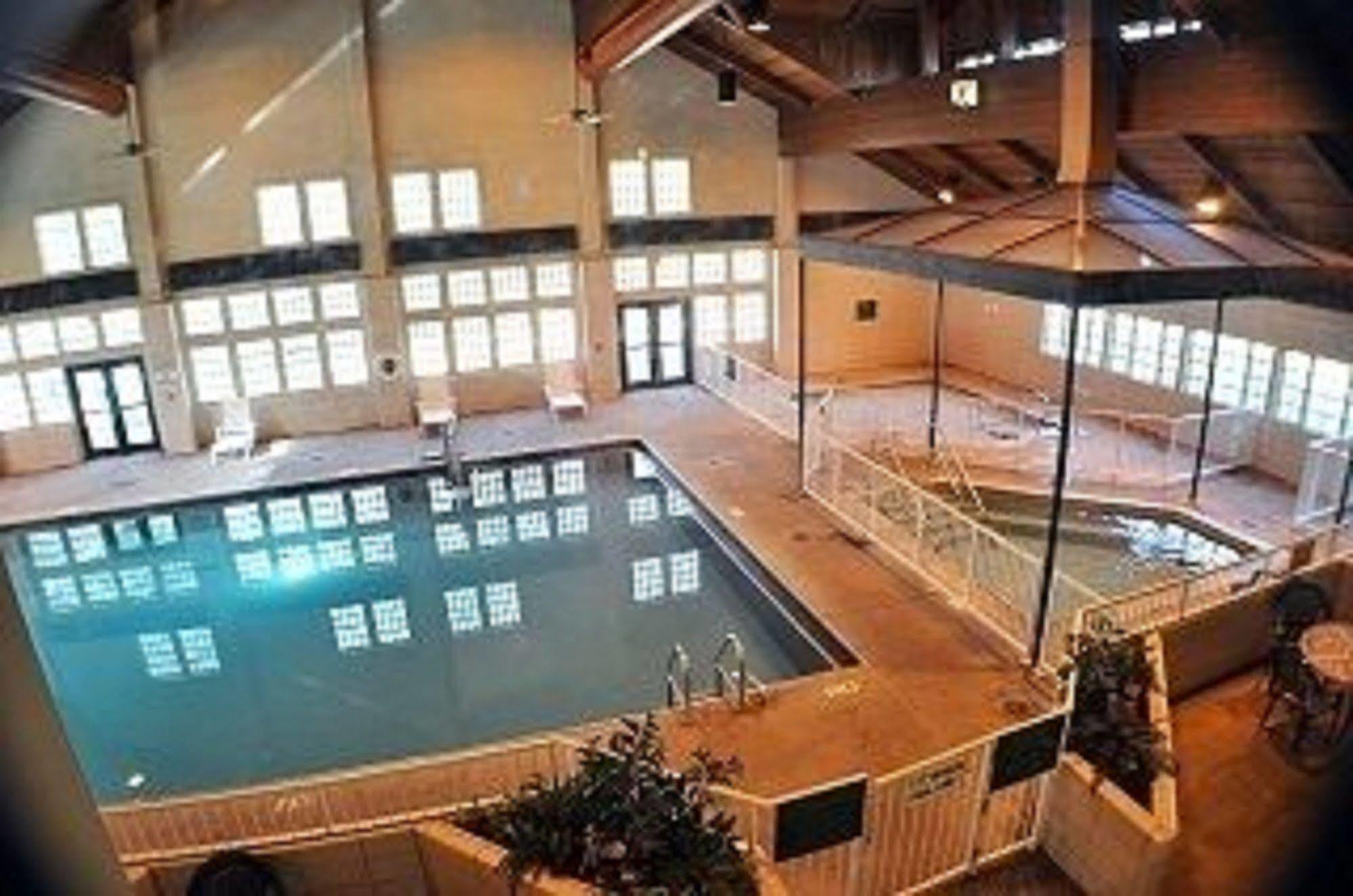 Starved Rock Lodge & Conference Center Utica 外观 照片